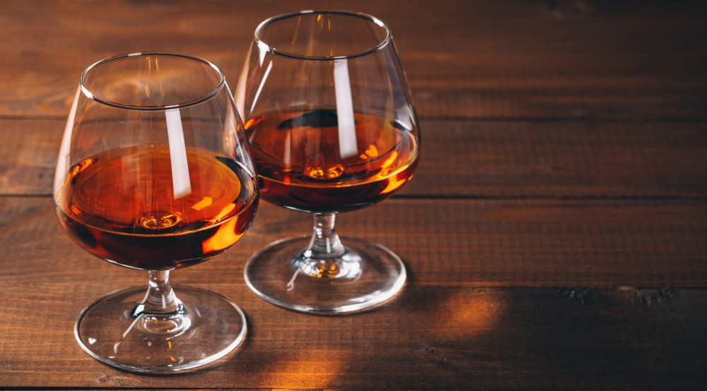 Czym różni się burbon od whisky?